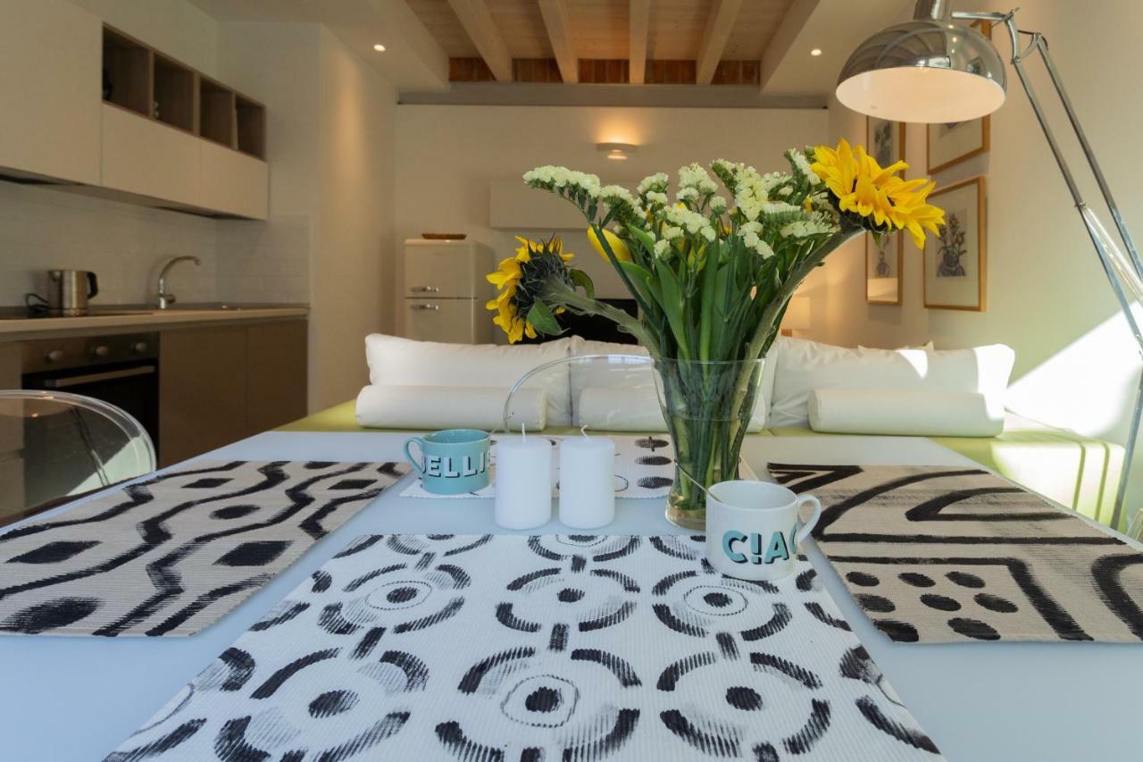 White Suite With Private Terrace By Rent All Como Exterior foto